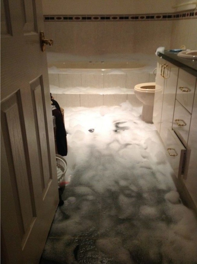 Awkward Situations (16 pics)