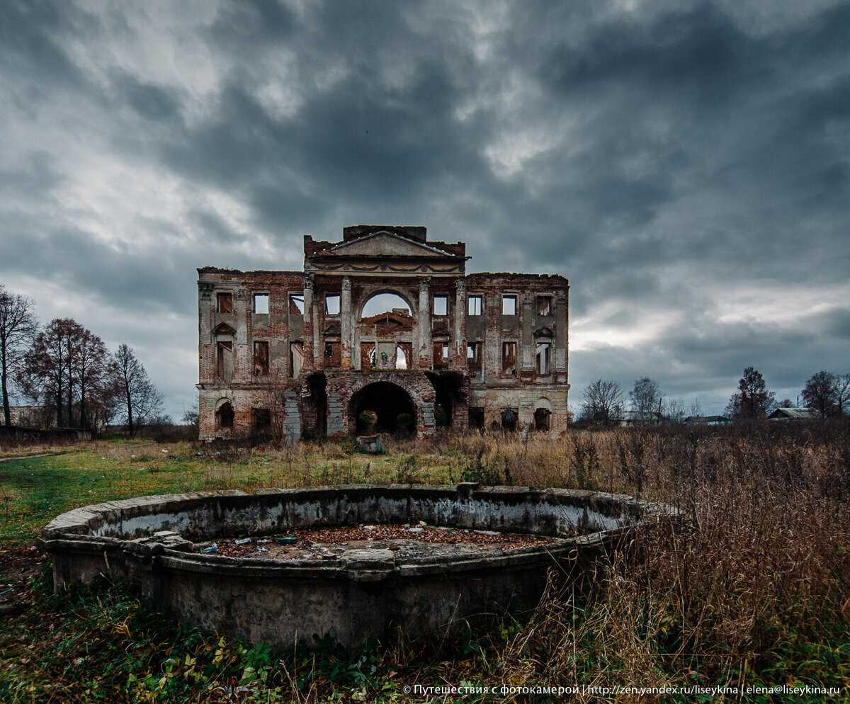 Beautiful Abandoned Places (23 pics)