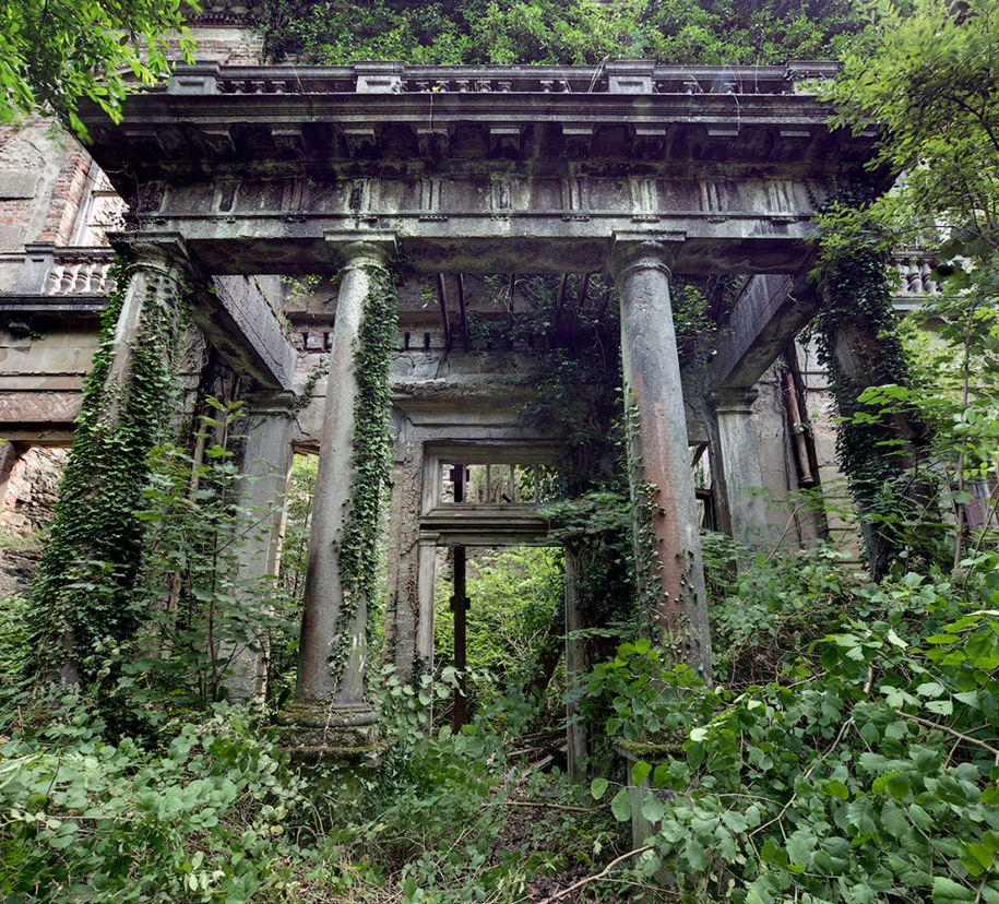 Beautiful Abandoned Places (23 pics)