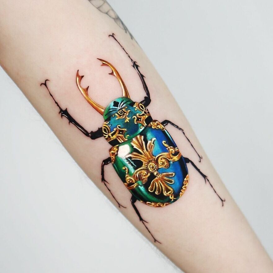 Unusual Tattoos (23 pics)