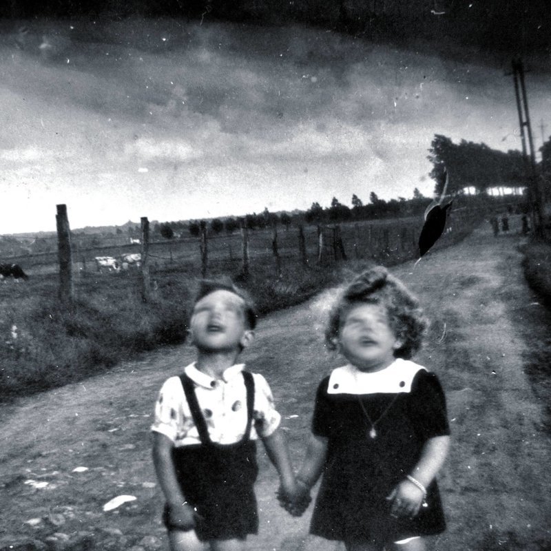 Creepy Photos (15 pics)