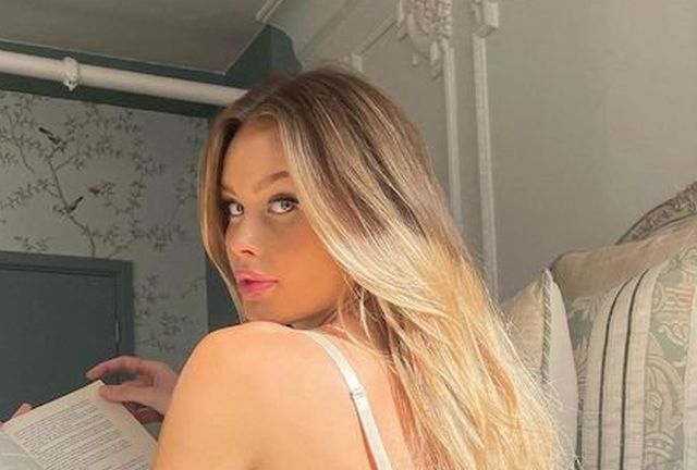 Cute Girls (29 pics)