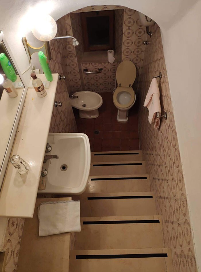 Odd Interiors (28 pics)