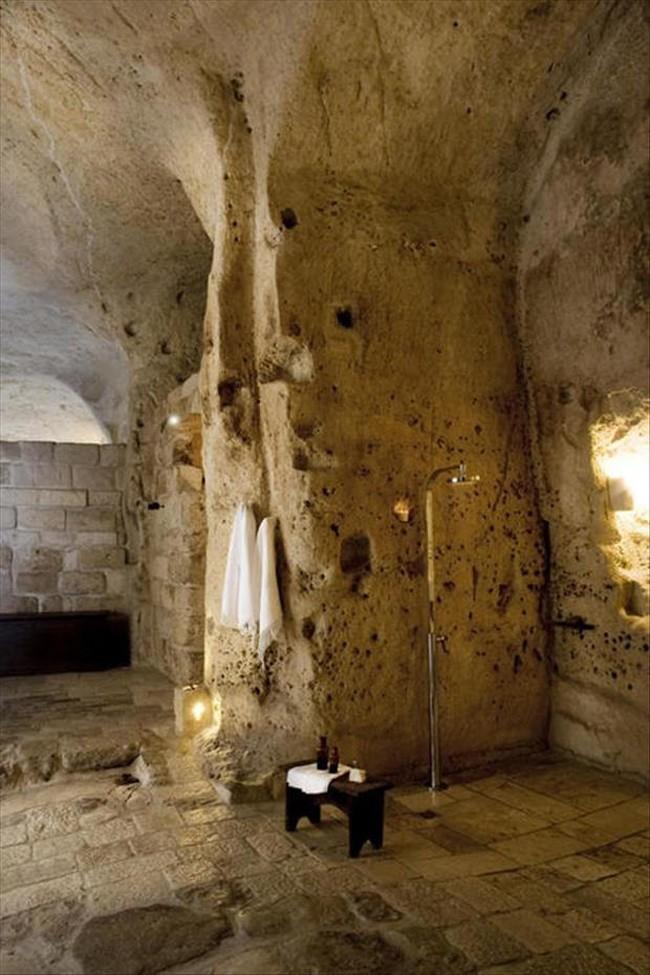 Cool Bathrooms (26 pics)