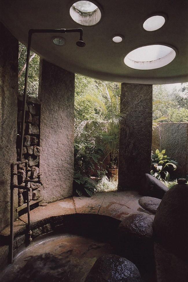 Cool Bathrooms (26 pics)