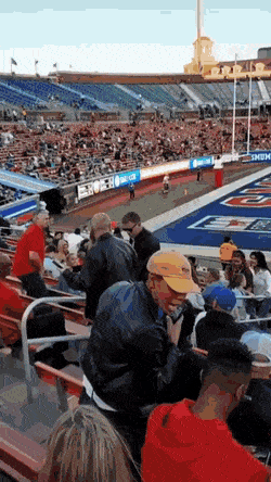 Acid GIFs, January 23 (25 gifs)