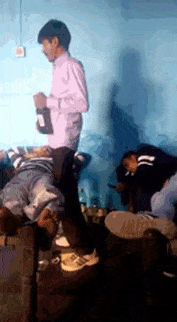 Acid GIFs, January 25 (25 gifs)
