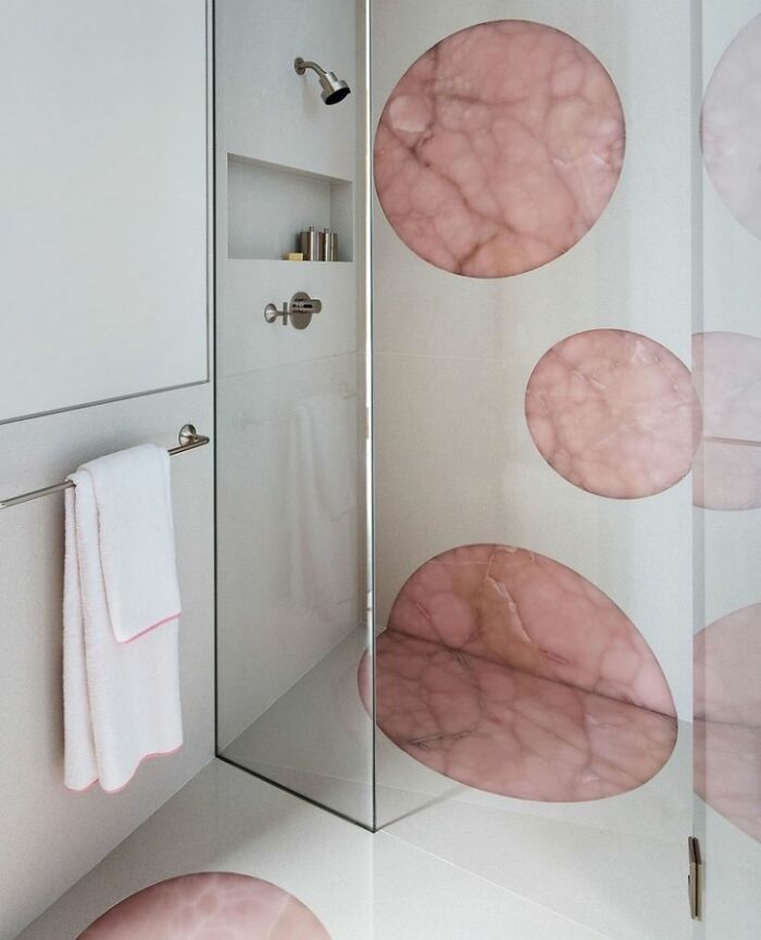 Odd Interiors (23 pics)