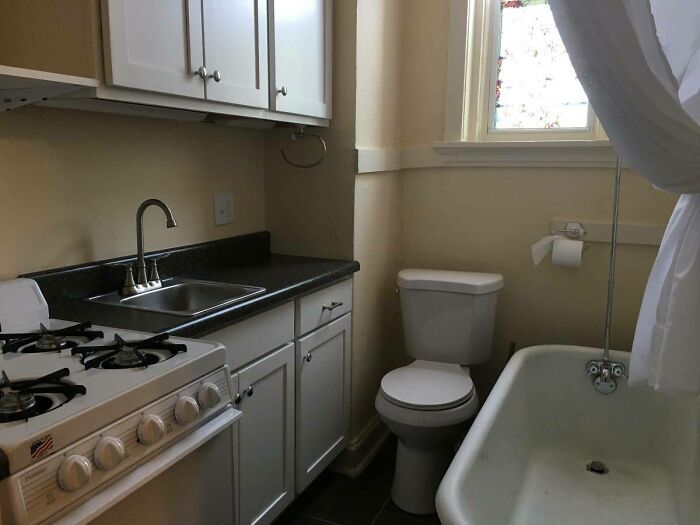 Odd Interiors (23 pics)