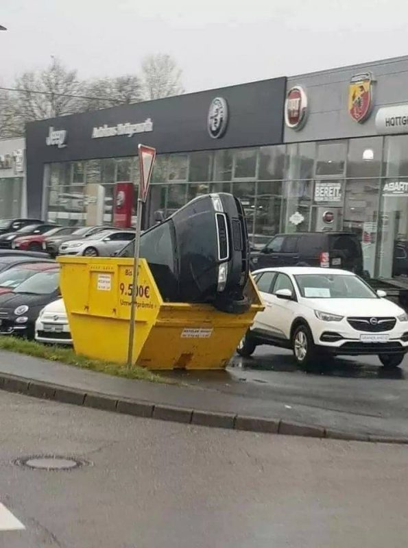 Bad Days Happen (19 pics)