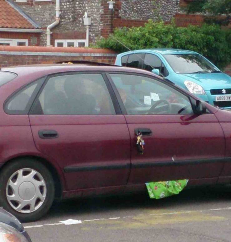 Bad Days Happen (19 pics)