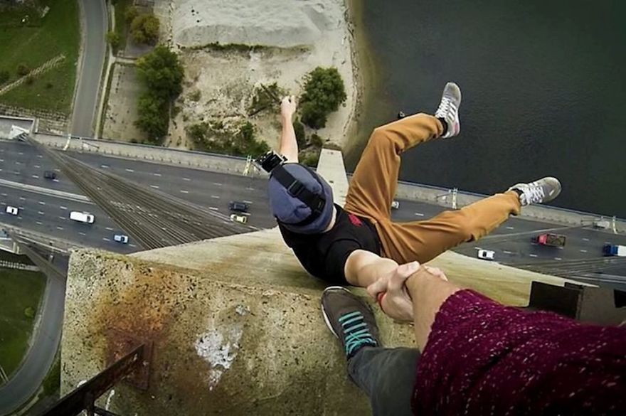 People Who Are Not Afraid of Heights (20 pics)