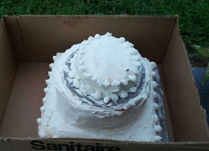 Awful Cakes (20 pics)