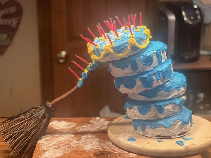 Awful Cakes (20 pics)