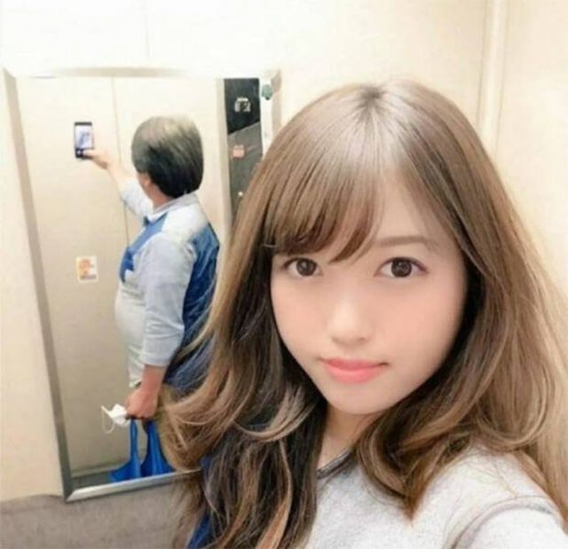 What Is Going On Here? (42 pics)