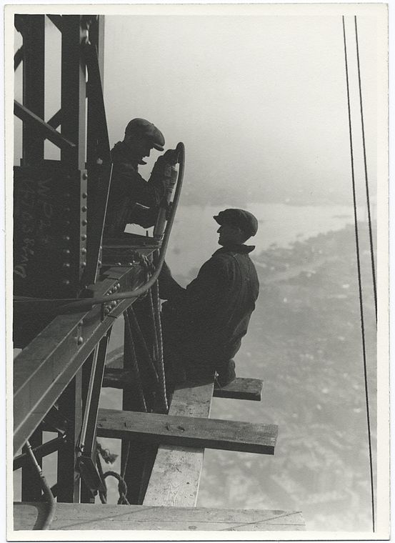 Photos From The Construction Of The Empire State Building (30 pics)
