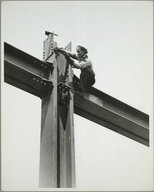 Photos From The Construction Of The Empire State Building (30 pics)