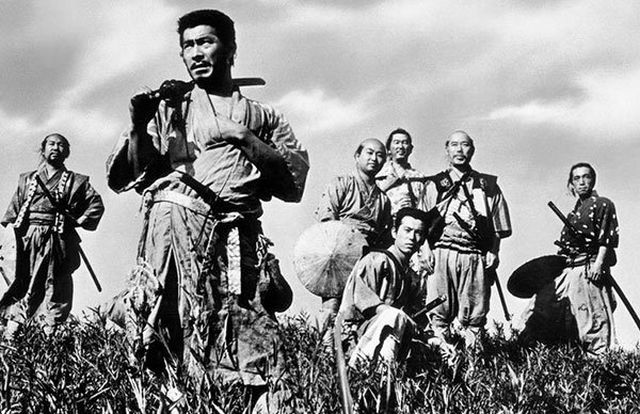 Interesting Black And White Films (17 pics)