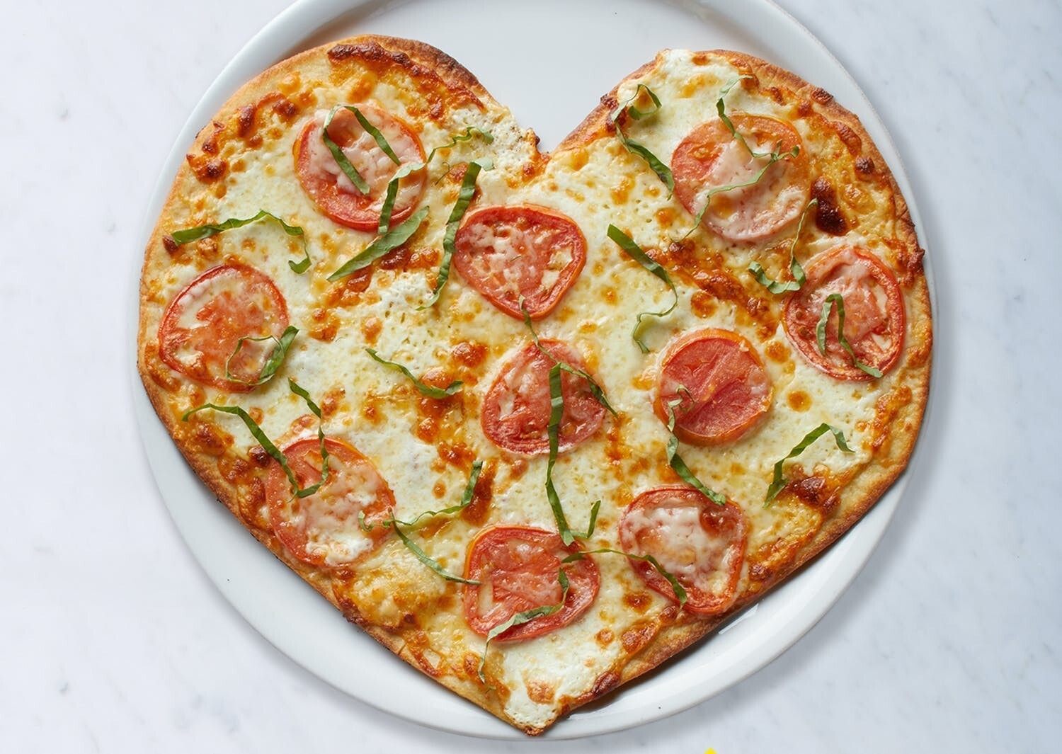 Interesting Decorations For Valentine's Day (25 pics)