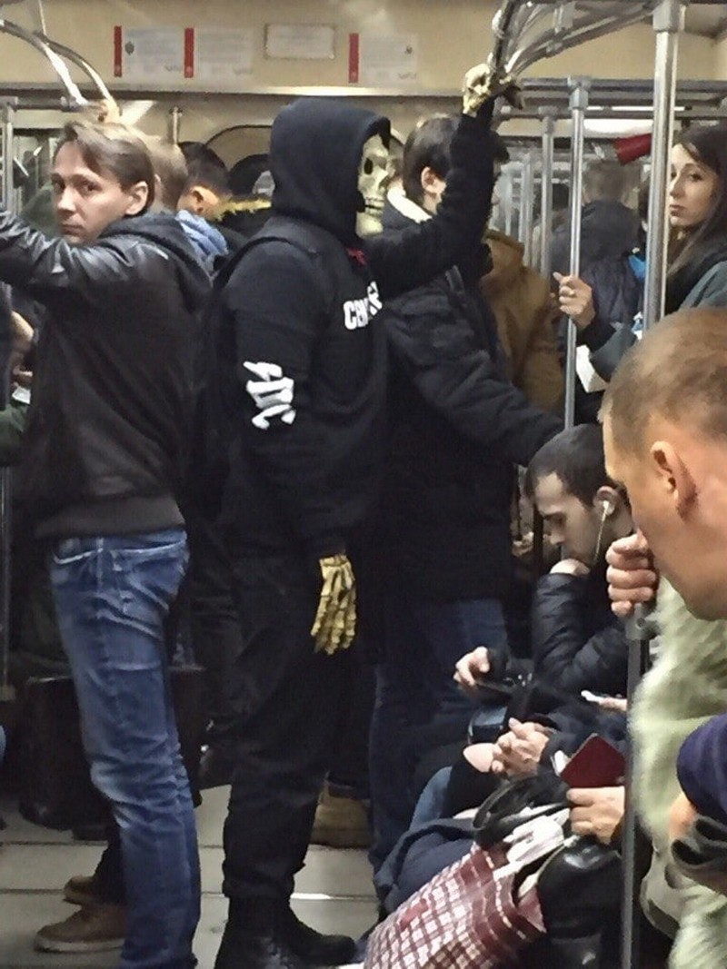 Strange People In The Subway (20 pics)