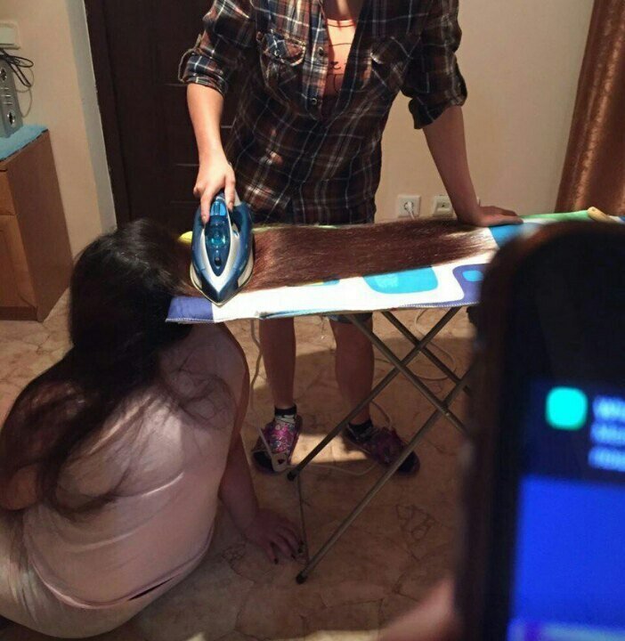 What Is Going On Here? (18 pics)
