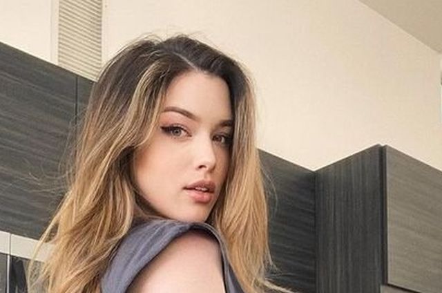 Side View (29 pics)