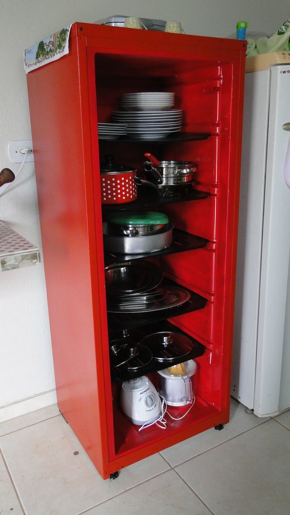 What To Do With The Old Refrigerator? (17 pics)