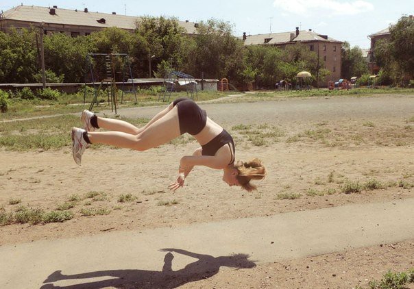 Right Moment (14 pics)