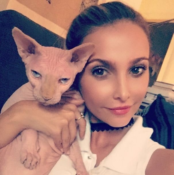 They Don't Like Selfies (15 pics)