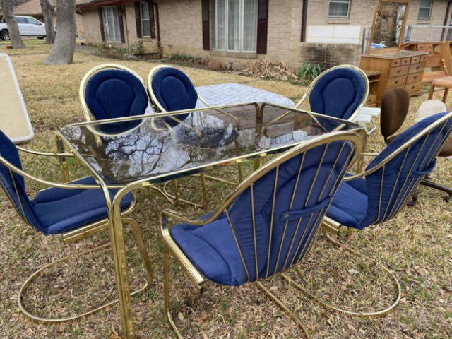 Interesting Finds In Thrift Shops (21 pics)