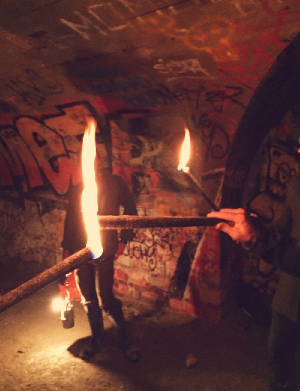 Abandoned Parisian Catacombs (35 pics)
