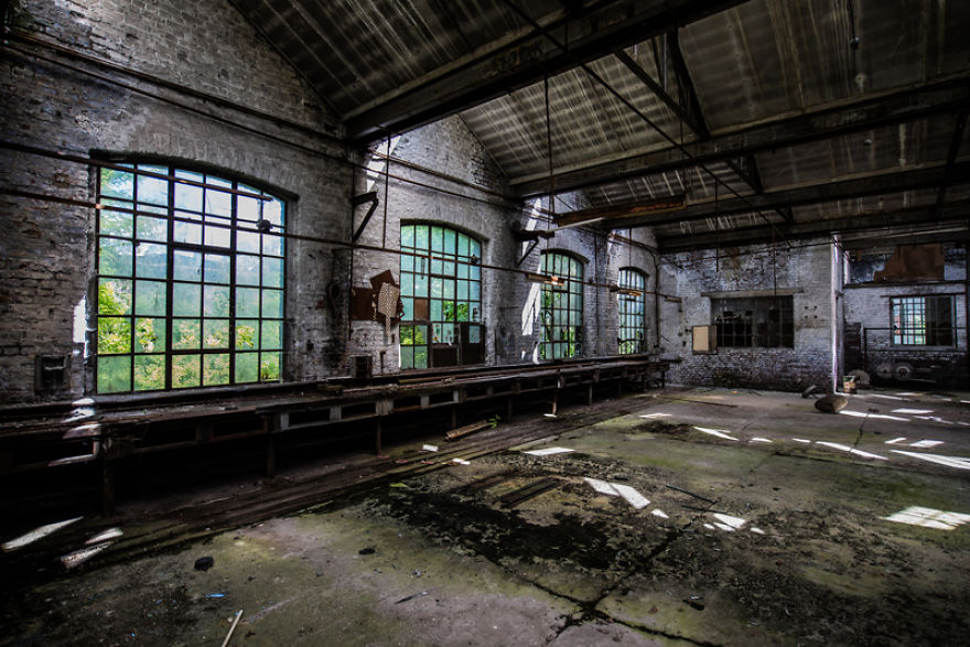 Atmospheric Abandoned Places (26 pics)