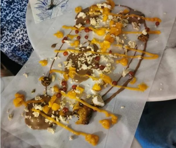 Weird Food Serving (36 pics)