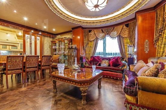 Odd Interiors (25 pics)