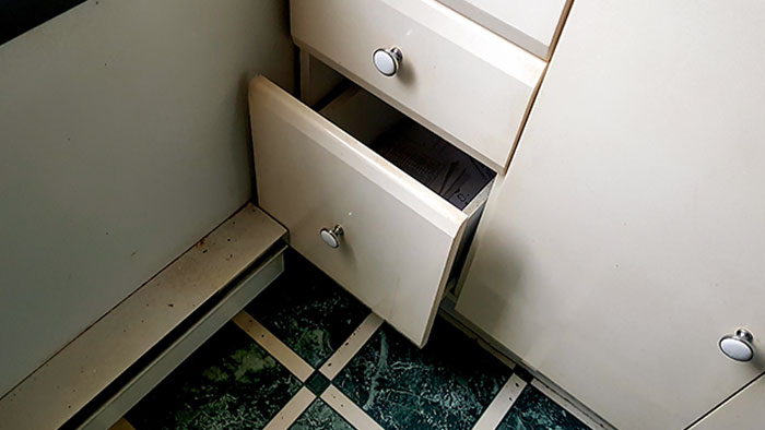 Odd Interiors (25 pics)