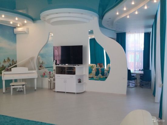 Odd Interiors (25 pics)