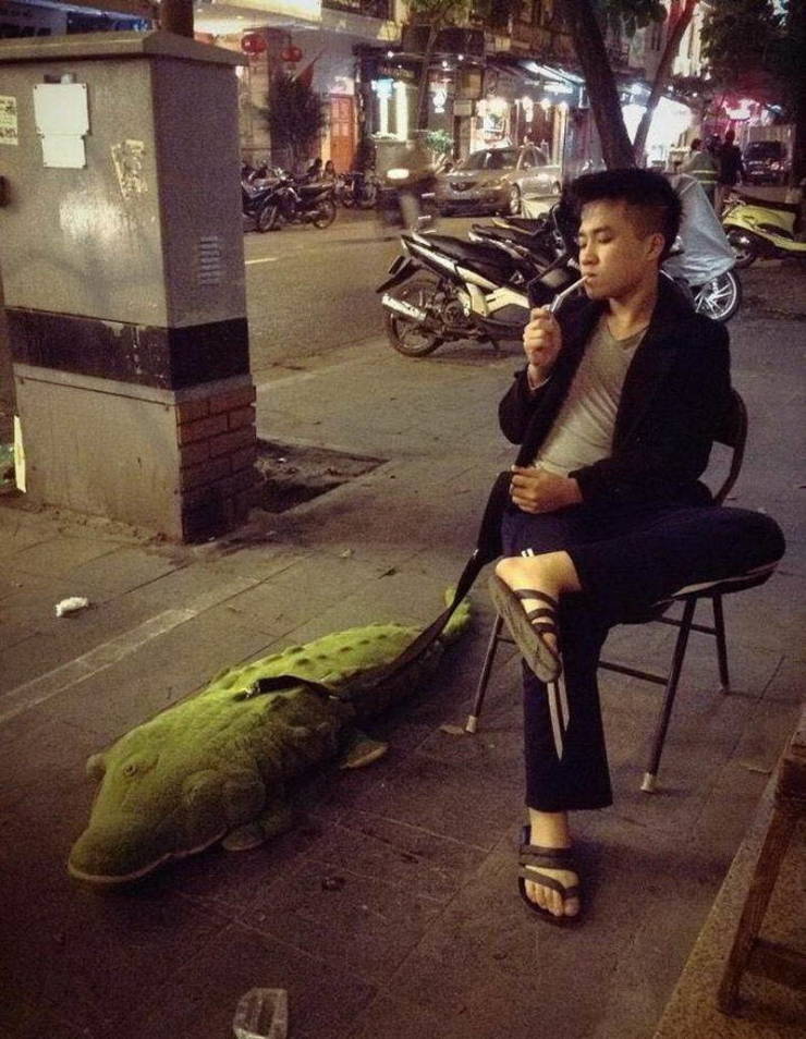 Strange Photos From Asian Countries (23 pics)