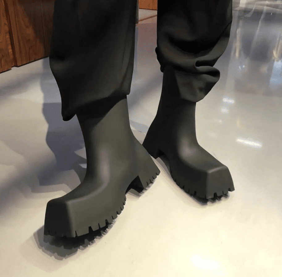 Awful Shoes (17 pics)