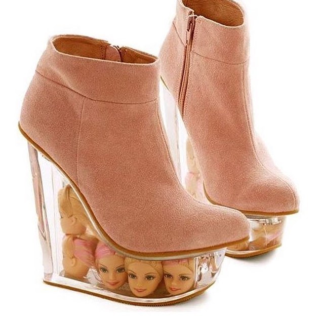 Awful Shoes (17 pics)