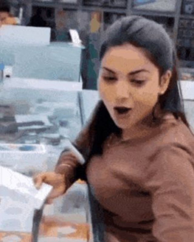 Acid GIFs, February 23 (25 gifs)