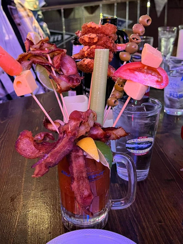 Weird Food Serving (22 pics)