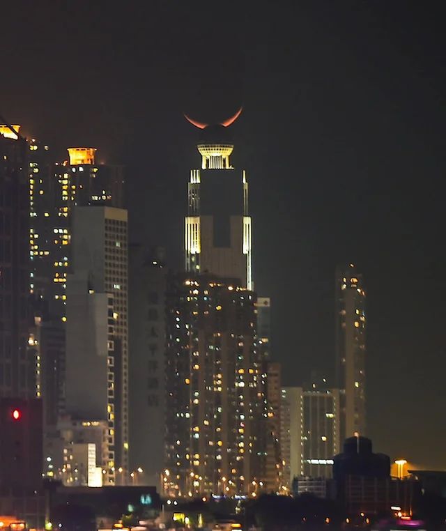 Unusual And Interesting Buildings (26 pics)