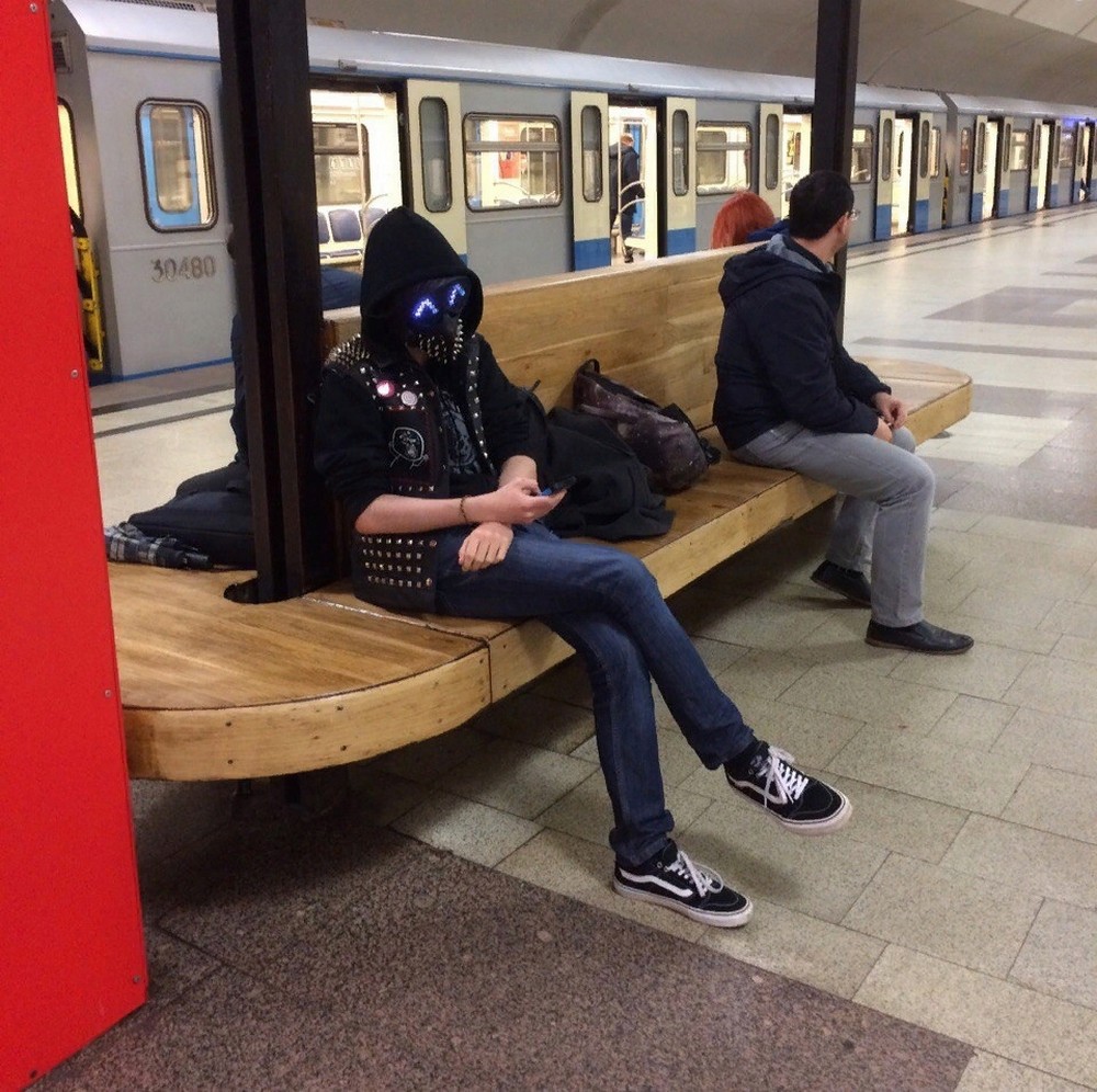 Odd People In The Subway (22 pics)