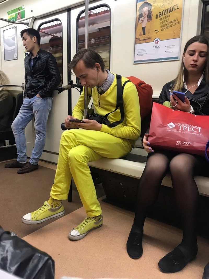 Odd People In The Subway (22 pics)