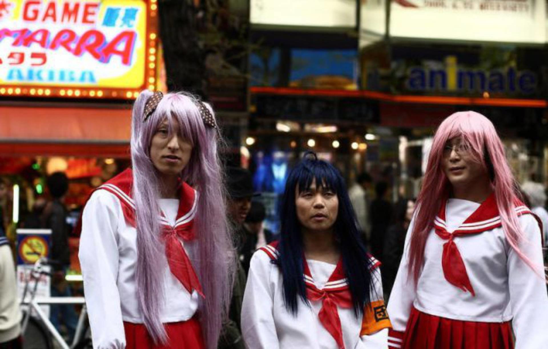 Strange Photos From Japan (15 pics)