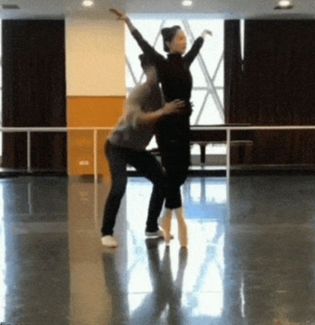 Acid GIFs, March 22 (25 gifs)