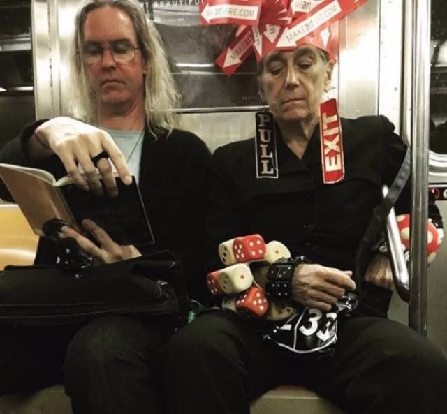 Unusual People In The Subway (41 pics)