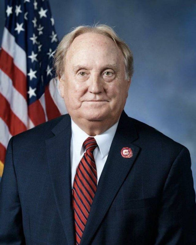 Modern Photos Of Famous Historical Politicians (9 pics)