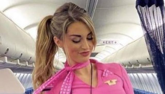Flight Attendants With And Without Their Uniforms (26 pics)