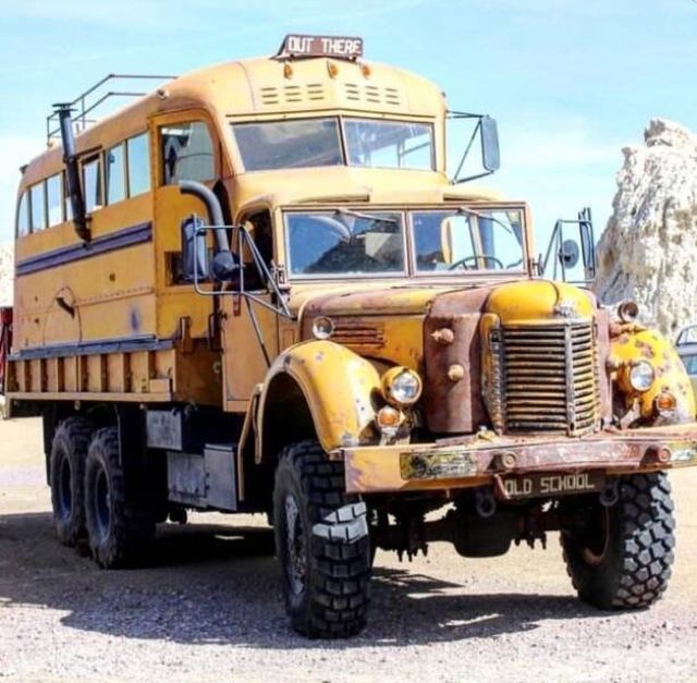 Cool Cars For Zombie Apocalypse (45 pics)